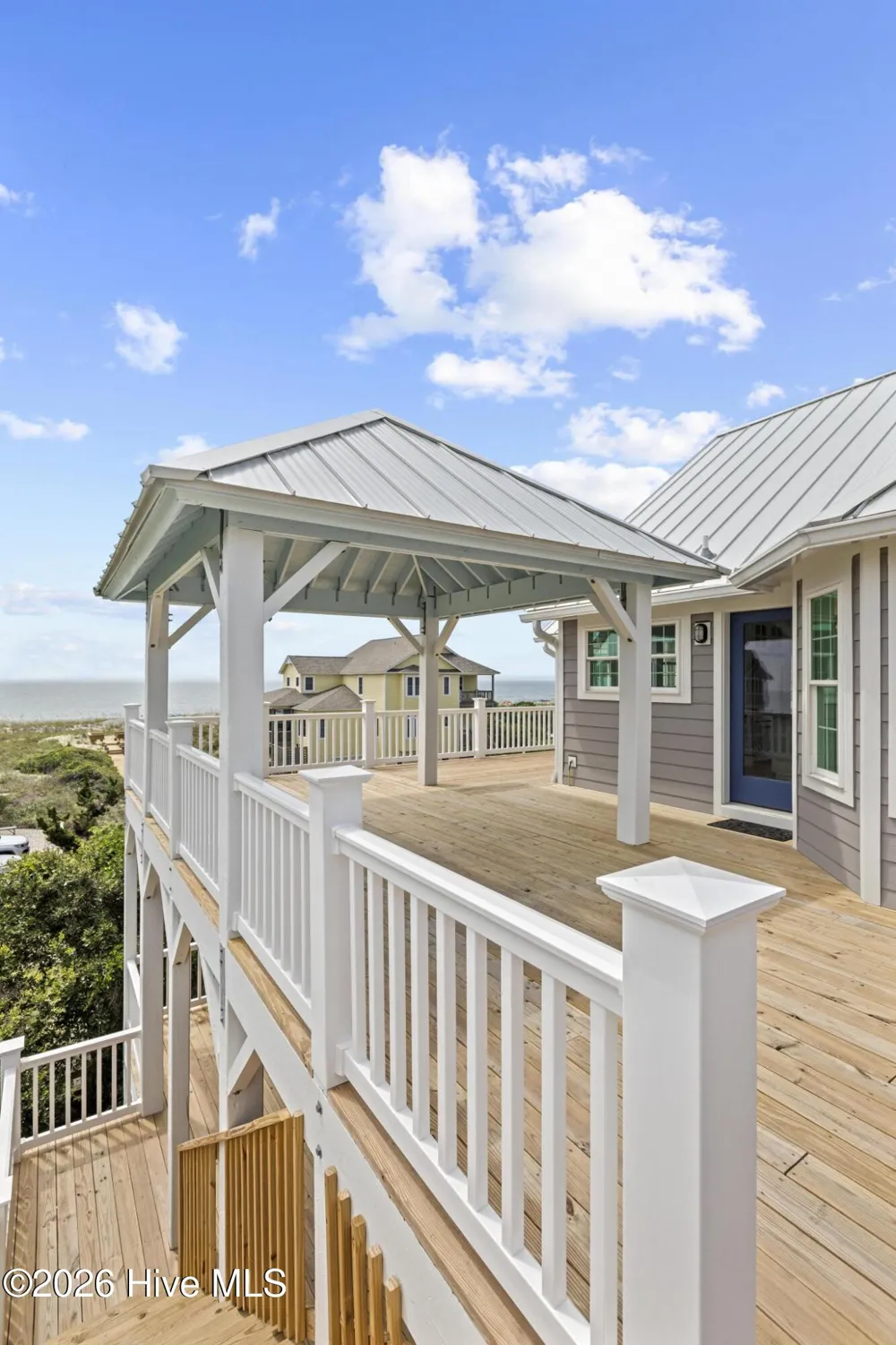 9813 Sandy Court Emerald Isle, NC 28594