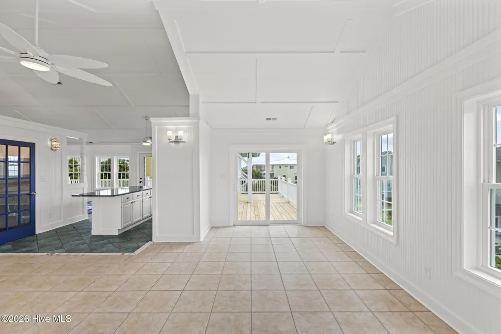 9813 Sandy Court Emerald Isle, NC 28594