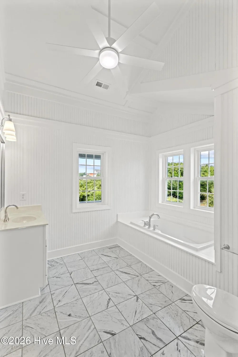 9813 Sandy Court Emerald Isle, NC 28594