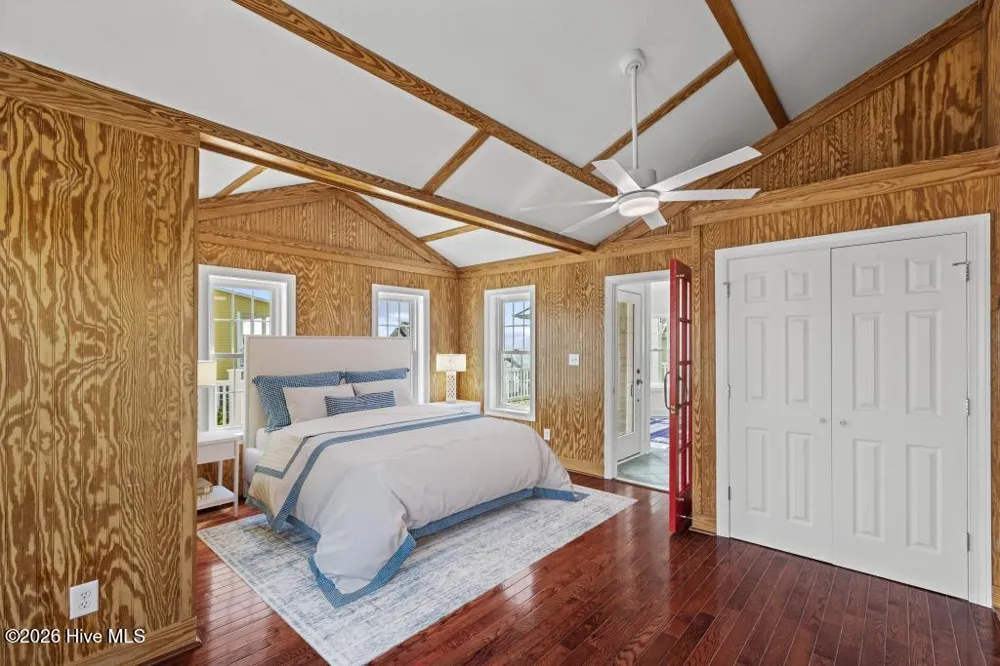 9813 Sandy Court Emerald Isle, NC 28594