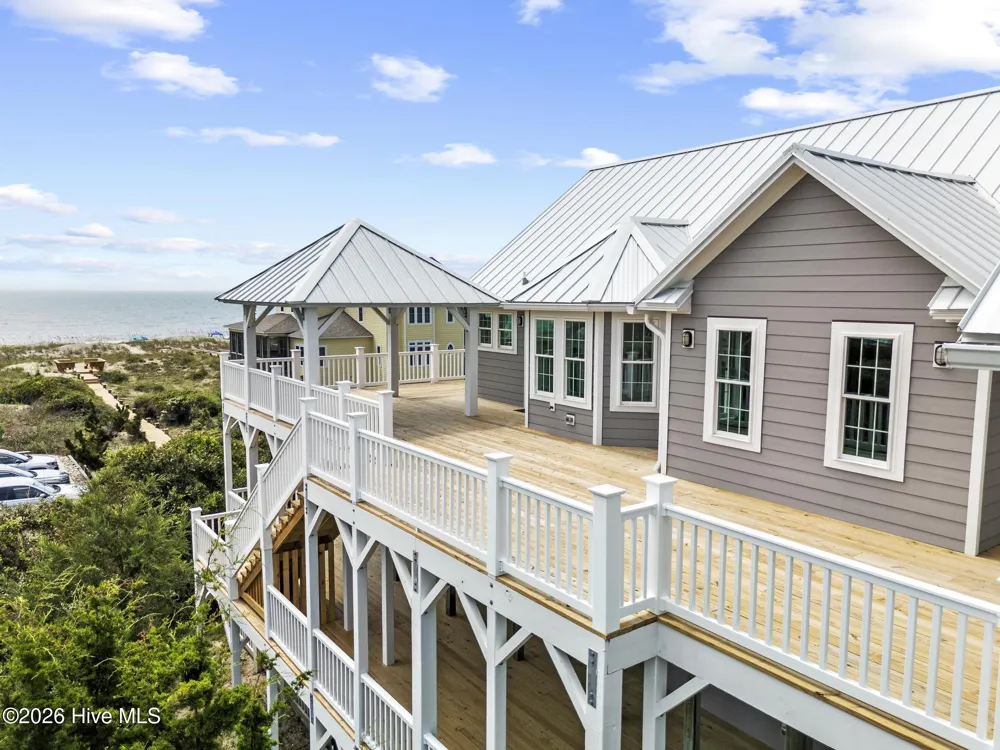 9813 Sandy Court Emerald Isle, NC 28594