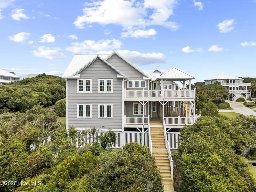9813 Sandy Court Emerald Isle, NC 28594