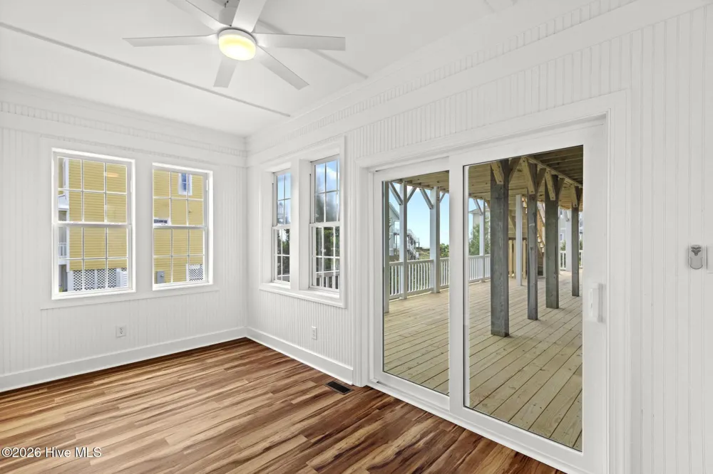 9813 Sandy Court Emerald Isle, NC 28594