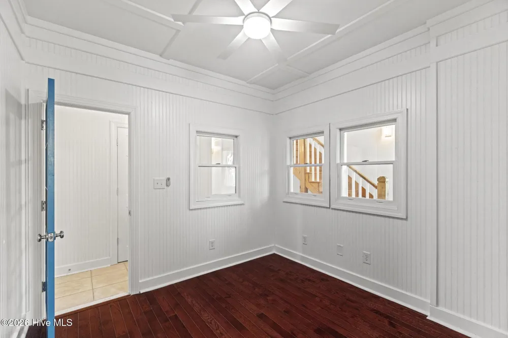 9813 Sandy Court Emerald Isle, NC 28594