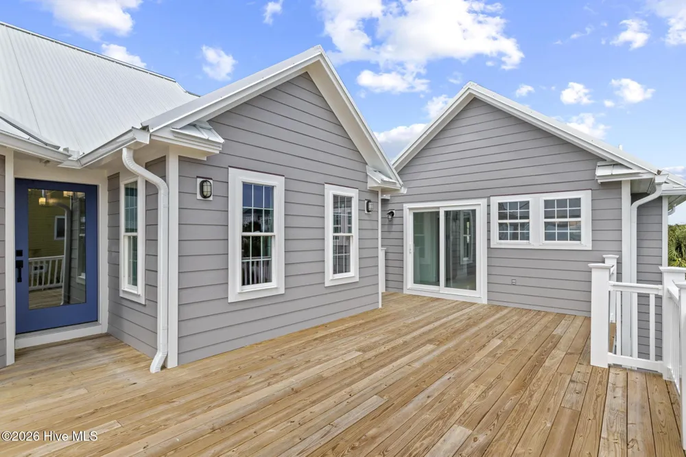 9813 Sandy Court Emerald Isle, NC 28594
