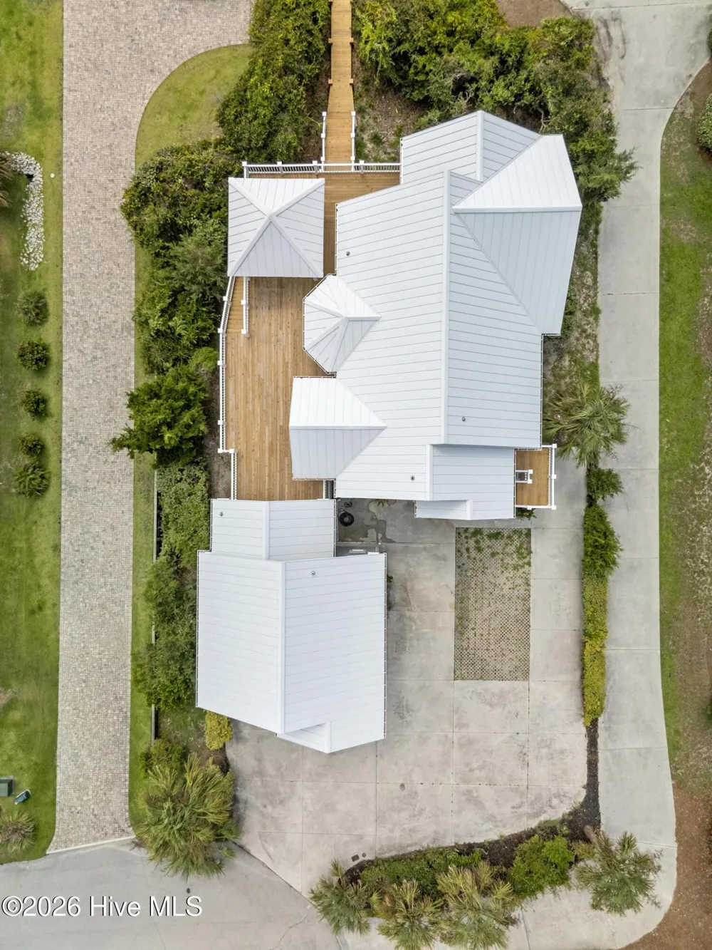 9813 Sandy Court Emerald Isle, NC 28594