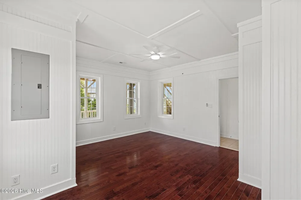 9813 Sandy Court Emerald Isle, NC 28594
