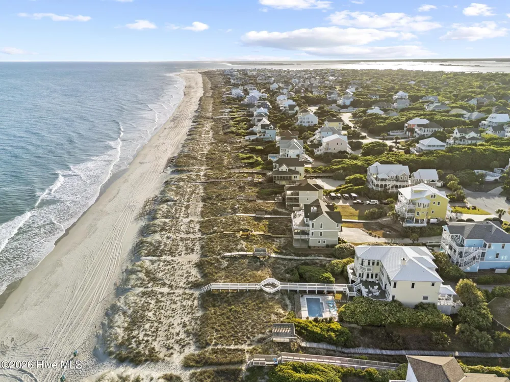 9813 Sandy Court Emerald Isle, NC 28594
