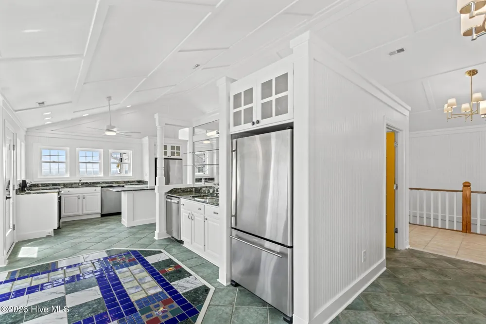 9813 Sandy Court Emerald Isle, NC 28594