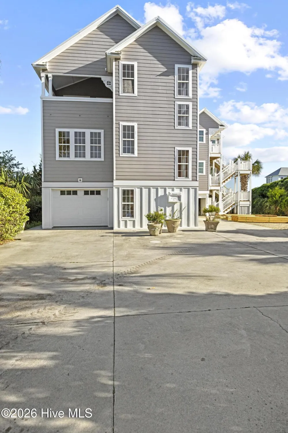 9813 Sandy Court Emerald Isle, NC 28594