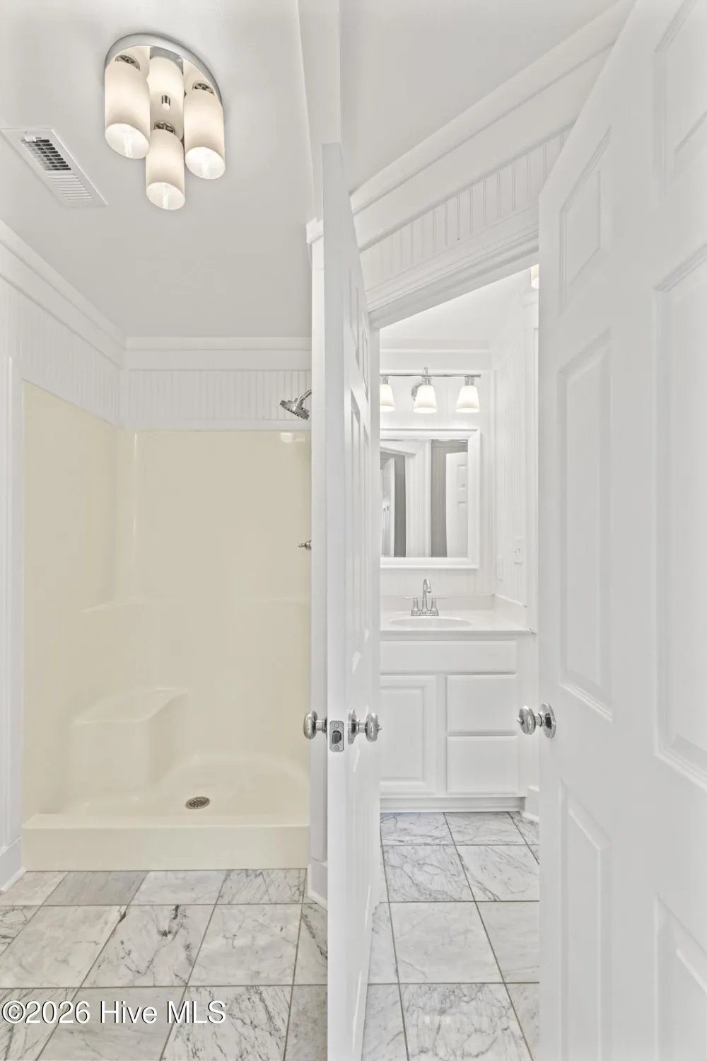 9813 Sandy Court Emerald Isle, NC 28594