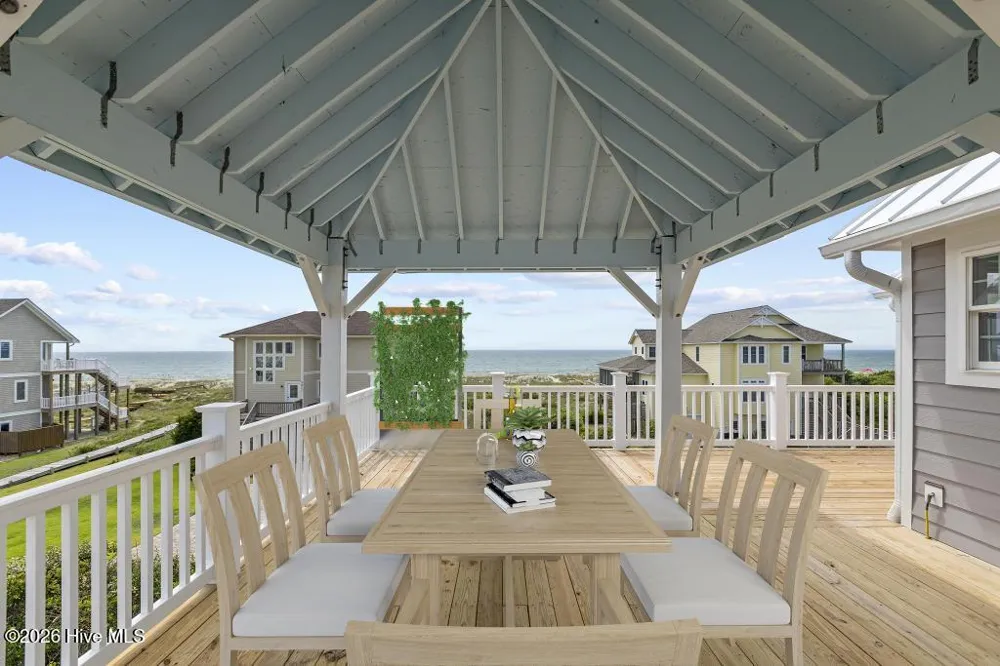 9813 Sandy Court Emerald Isle, NC 28594