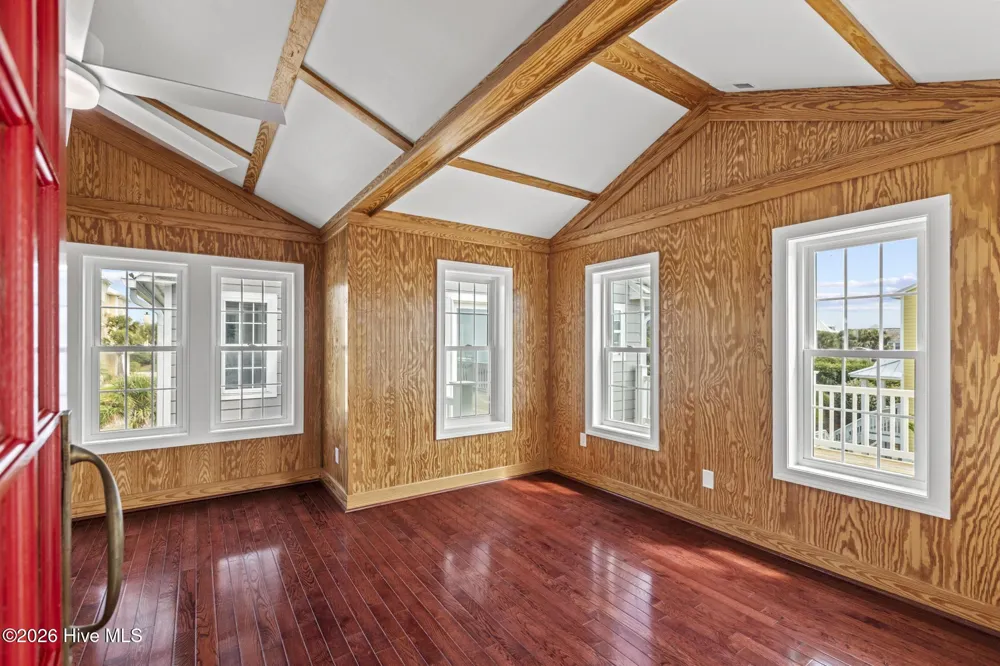 9813 Sandy Court Emerald Isle, NC 28594
