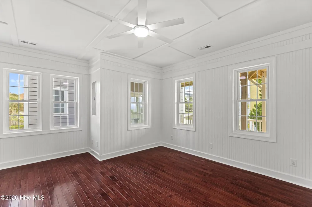 9813 Sandy Court Emerald Isle, NC 28594
