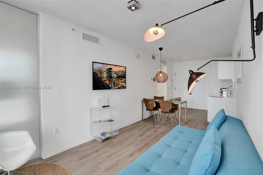 6080 Collins Ave #520 Miami Beach, FL 33140