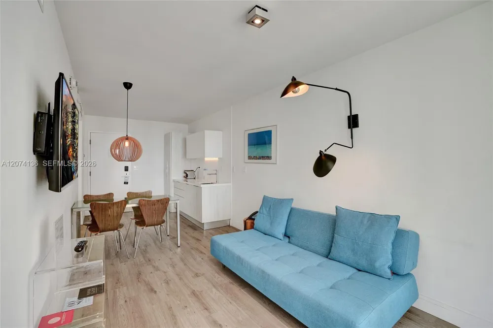6080 Collins Ave #520 Miami Beach, FL 33140