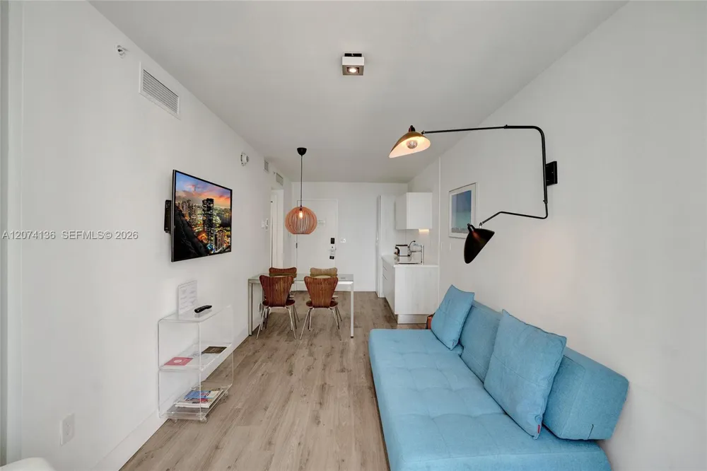 6080 Collins Ave #520 Miami Beach, FL 33140
