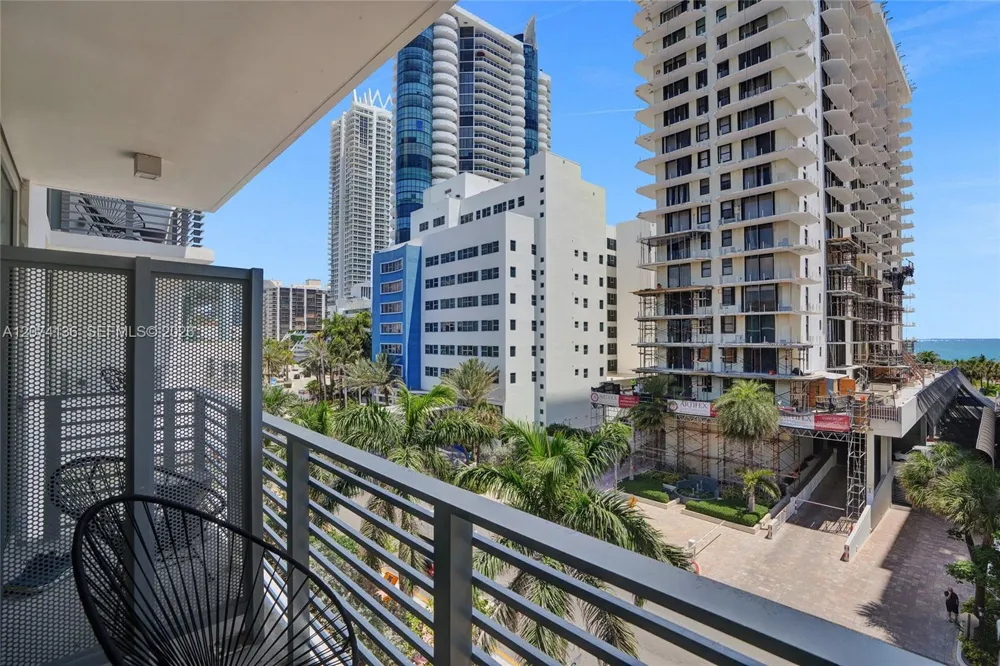 6080 Collins Ave #520 Miami Beach, FL 33140