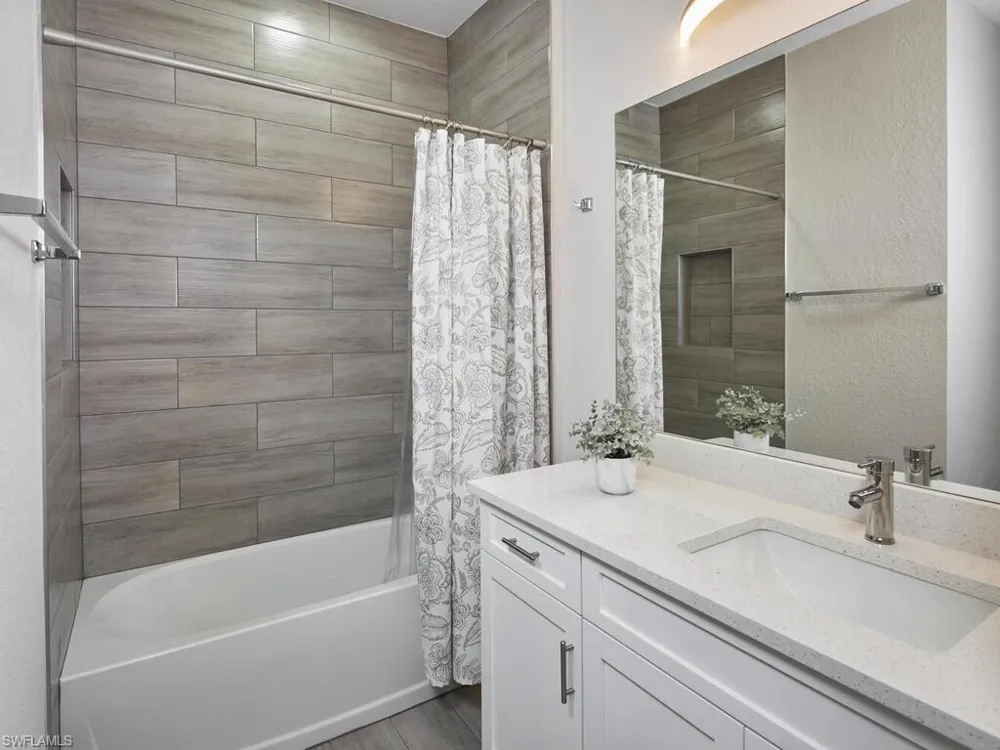 23240 W El Dorado Avenue Bonita Springs, FL 34134