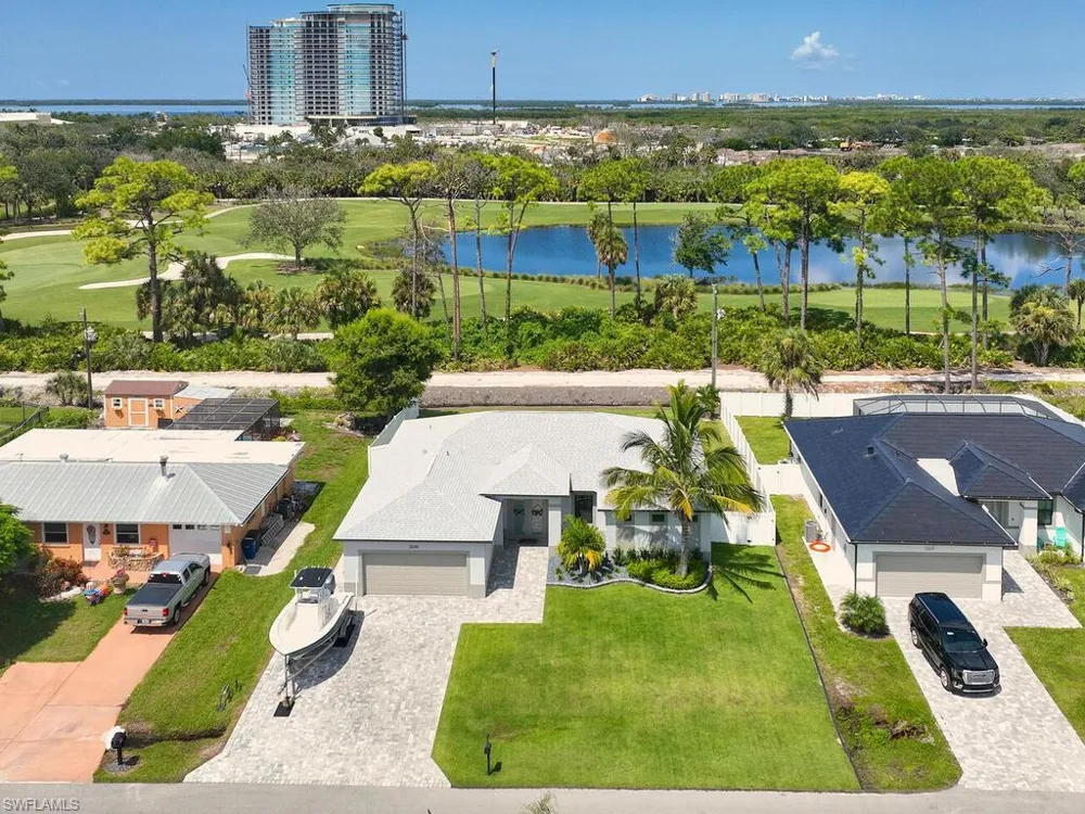 23240 W El Dorado Avenue Bonita Springs, FL 34134