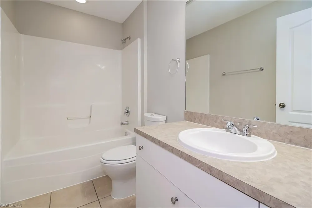 2914 46th Street SW Lehigh Acres, FL 33976
