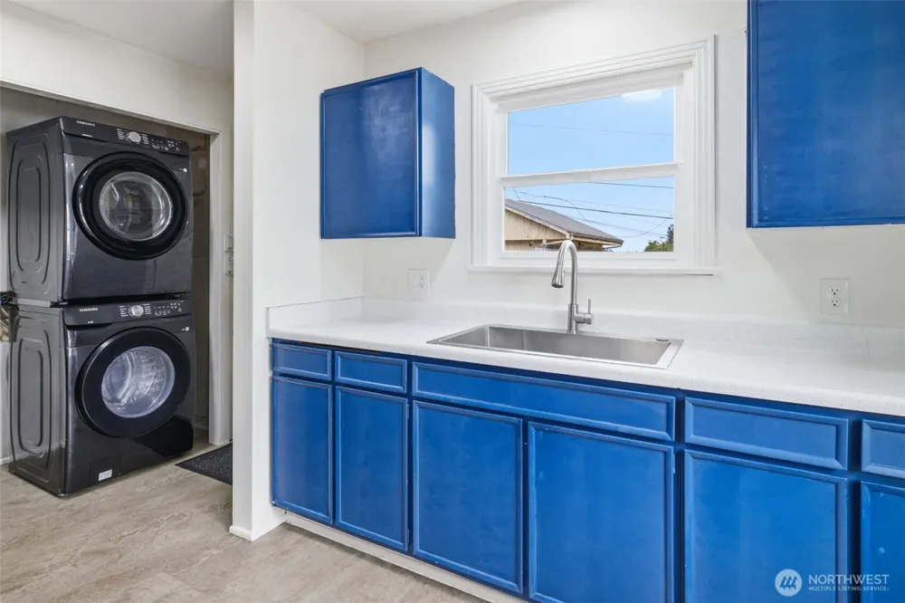 7212 S 128th Street Seattle, WA 98178