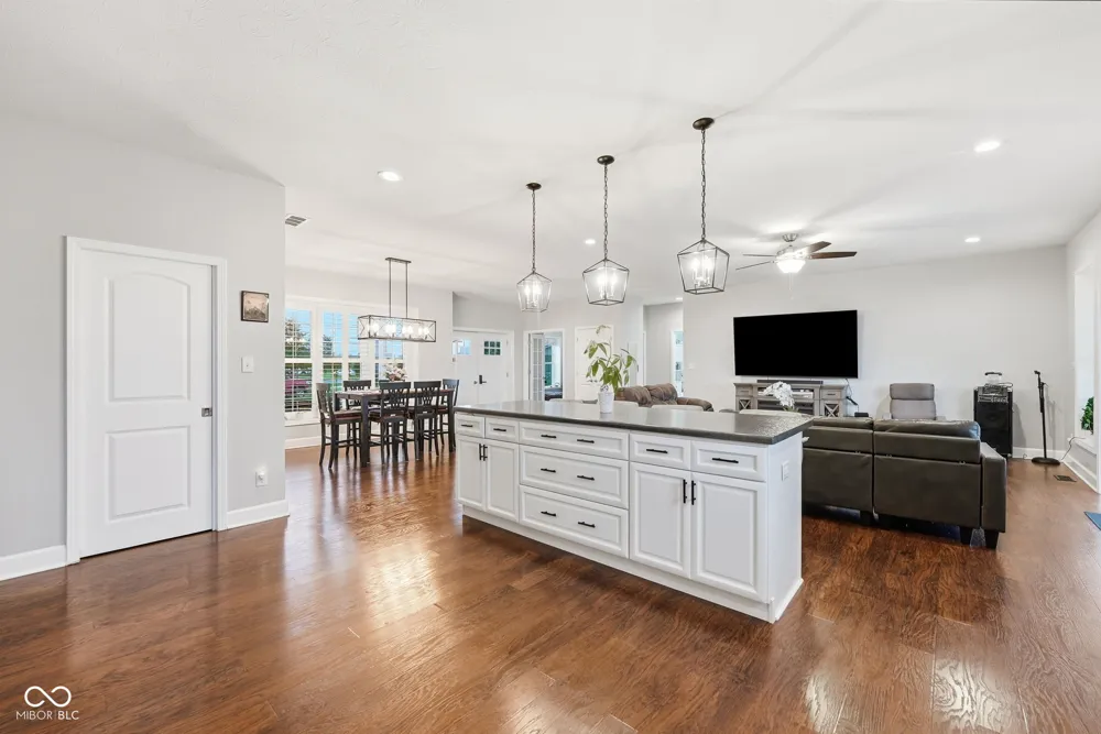 125 Monticello Court Kokomo, IN 46902