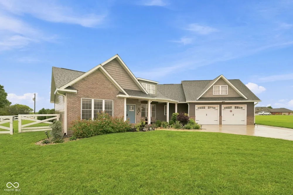 125 Monticello Court Kokomo, IN 46902