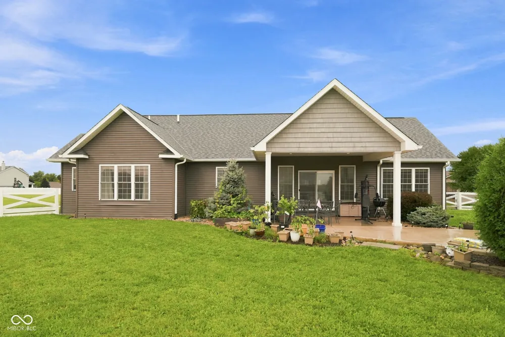 125 Monticello Court Kokomo, IN 46902