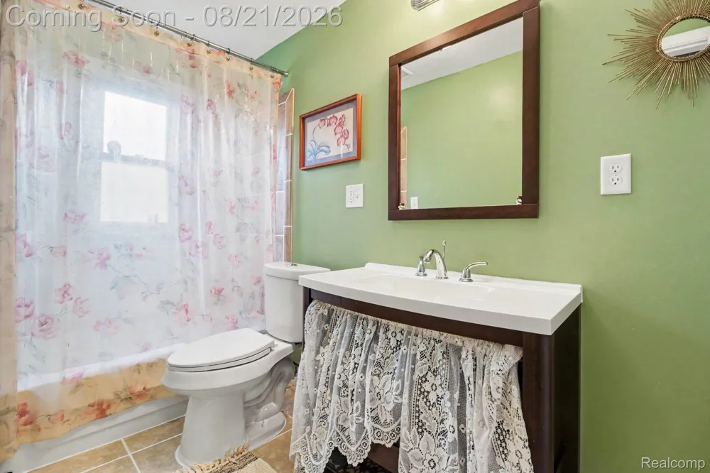 2136 Boldt Street Dearborn City, MI 48124