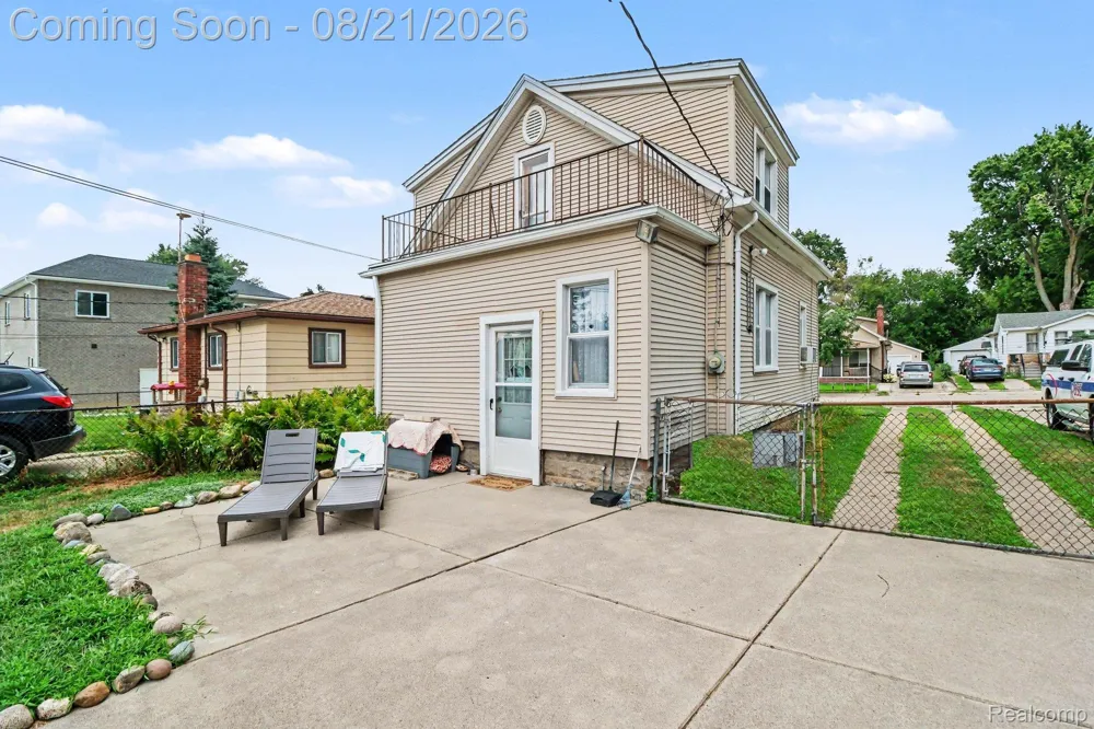 2136 Boldt Street Dearborn City, MI 48124