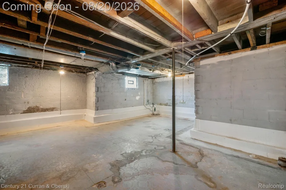 261 Mill Street Plymouth City, MI 48170