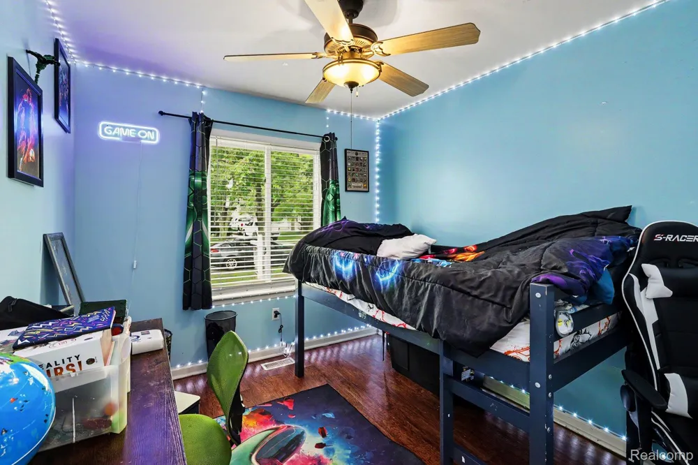 25936 Rose Street Chesterfield Township, MI 48051