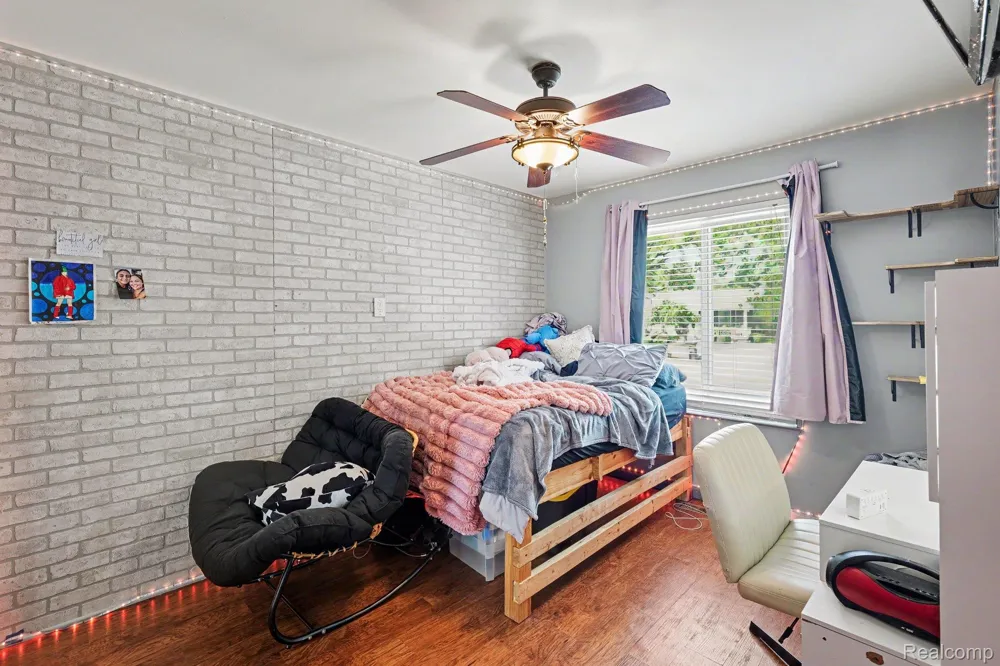 25936 Rose Street Chesterfield Township, MI 48051