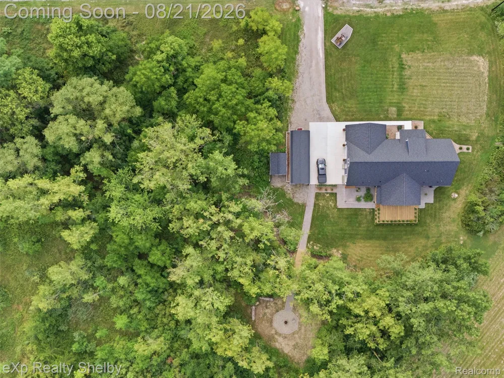 70336 Welding Road Richmond Township, MI 48062