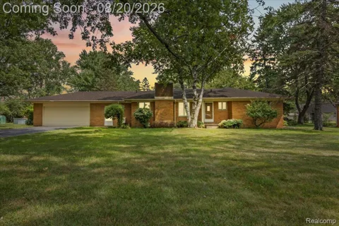 5860 Wright Drive