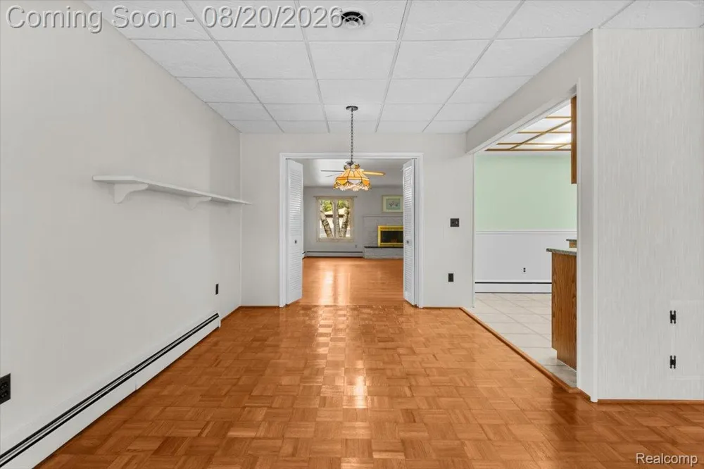 5860 Wright Drive Troy City, MI 48098