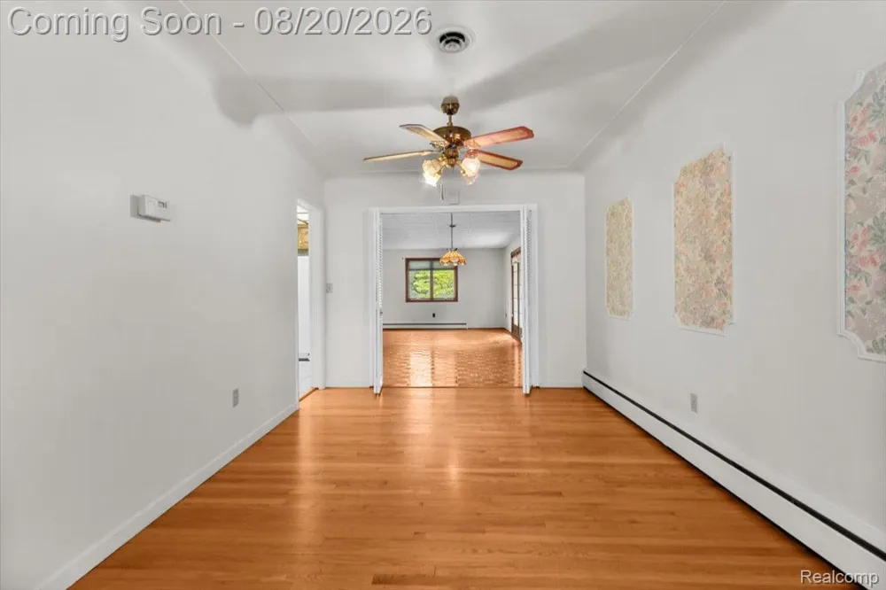 5860 Wright Drive Troy City, MI 48098