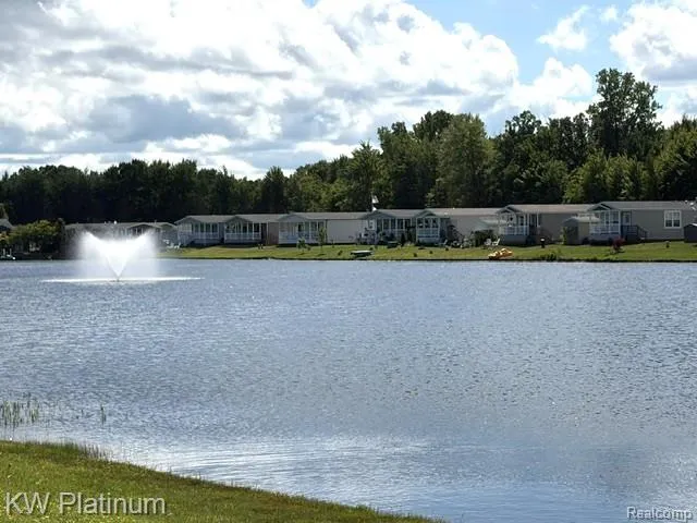 6196 Green Lake Court Kimball Township, MI 48074