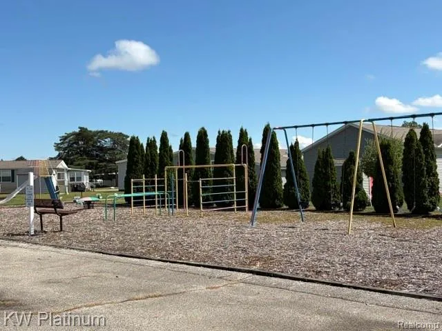 6196 Green Lake Court Kimball Township, MI 48074