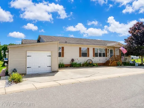 6196 Green Lake Court