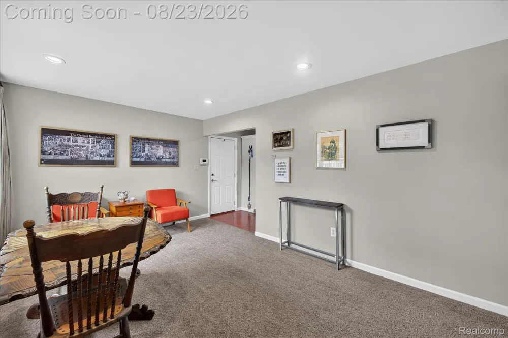 551 Gamma Road Walled Lake City, MI 48390