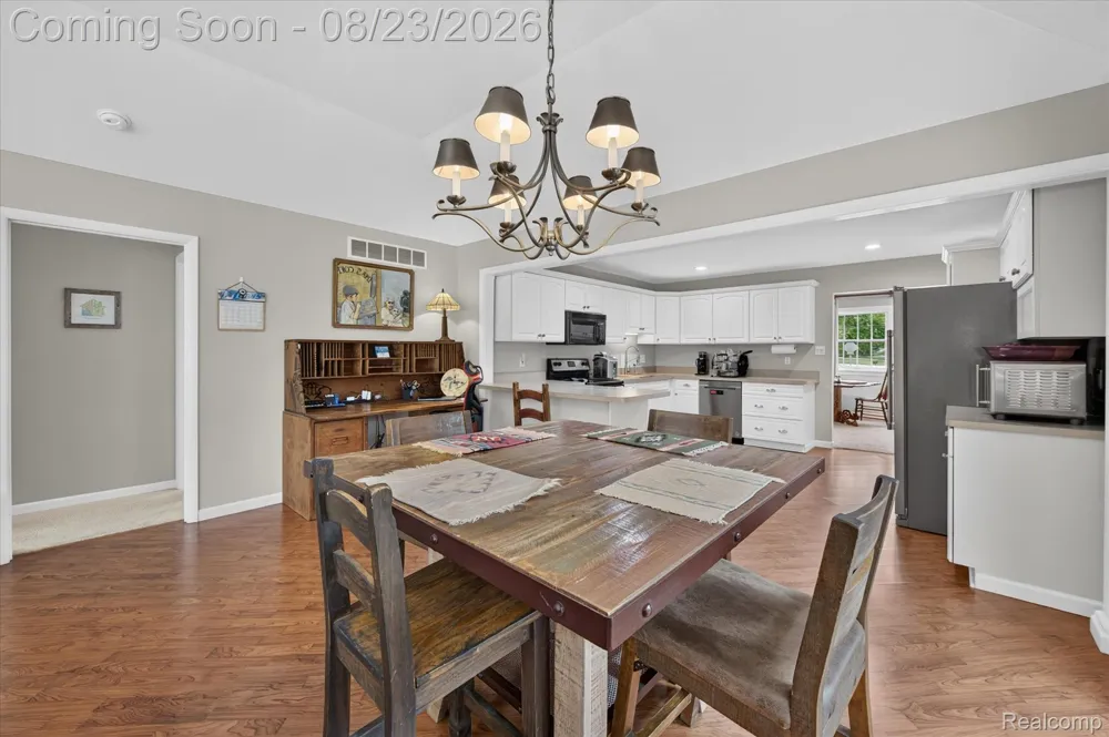 551 Gamma Road Walled Lake City, MI 48390