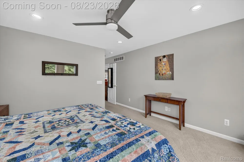 551 Gamma Road Walled Lake City, MI 48390