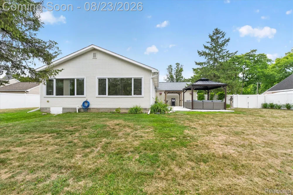 551 Gamma Road Walled Lake City, MI 48390