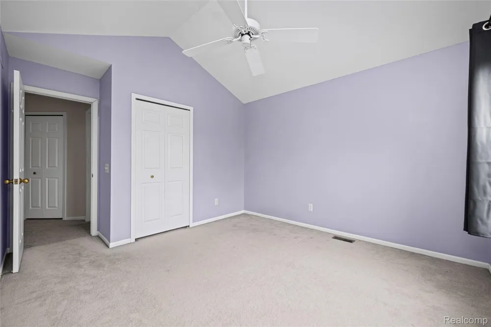 47258 Scarlet Drive Novi City, MI 48374