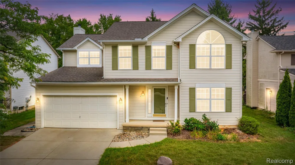 47258 Scarlet Drive Novi City, MI 48374