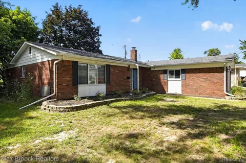 42459 Postiff Avenue