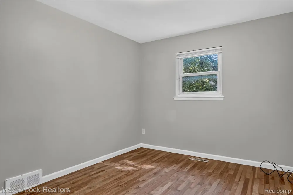 42459 Postiff Avenue Plymouth Charter Township, MI 48170