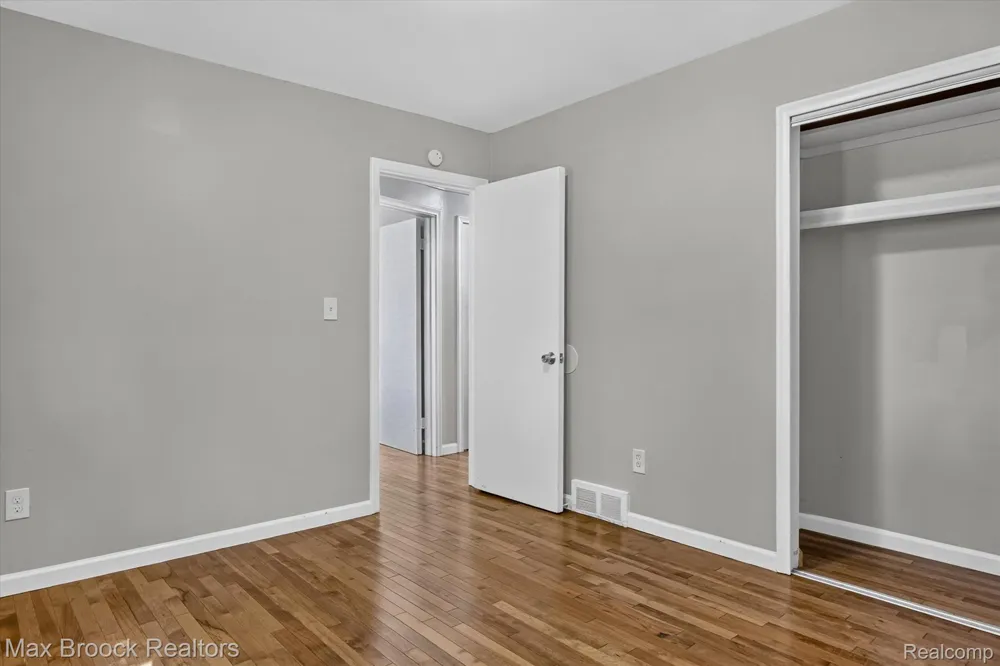 42459 Postiff Avenue Plymouth Charter Township, MI 48170